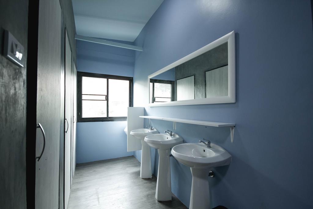 Counting Sheep Hostel Банкок Екстериор снимка