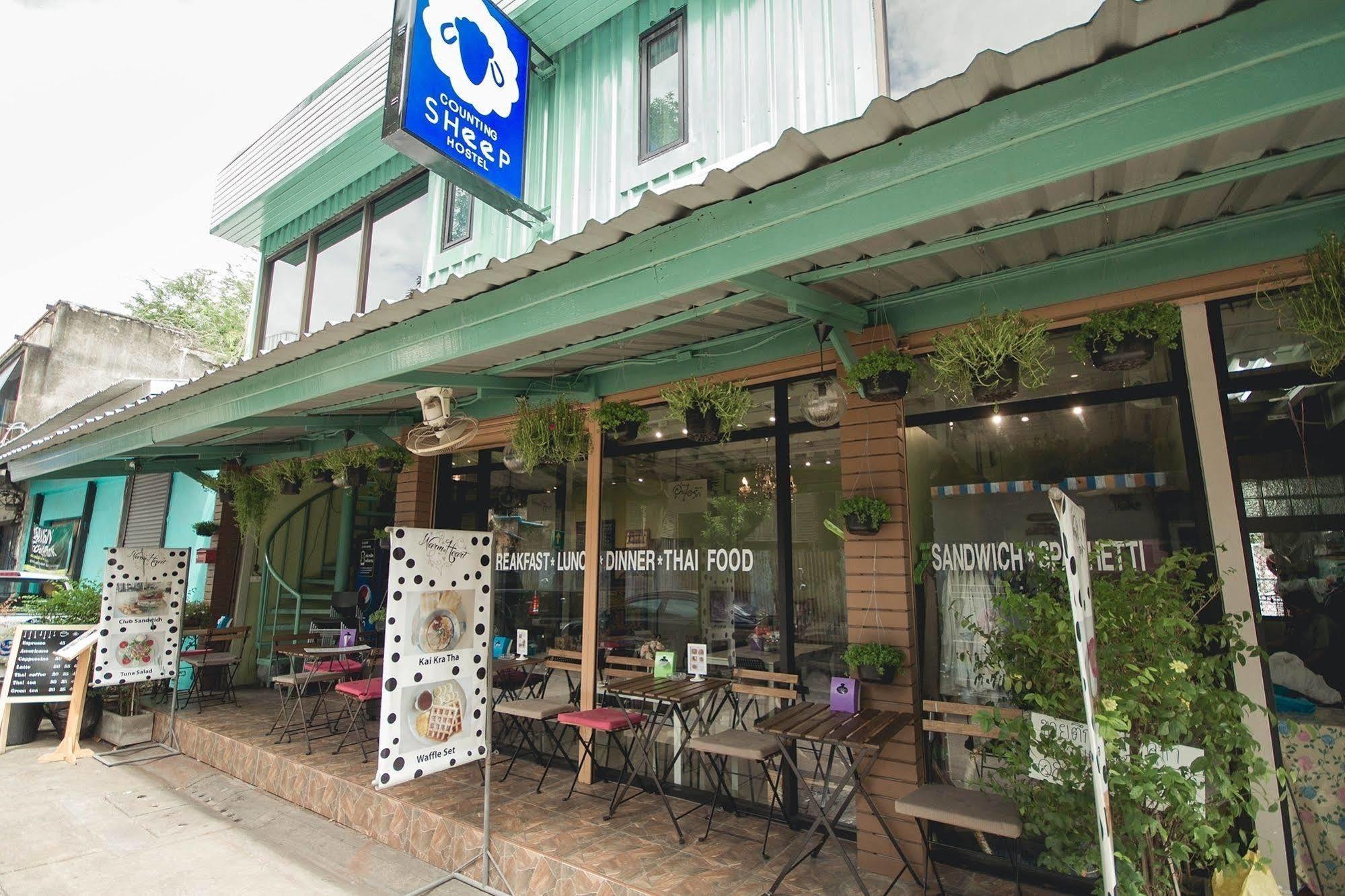 Counting Sheep Hostel Банкок Екстериор снимка